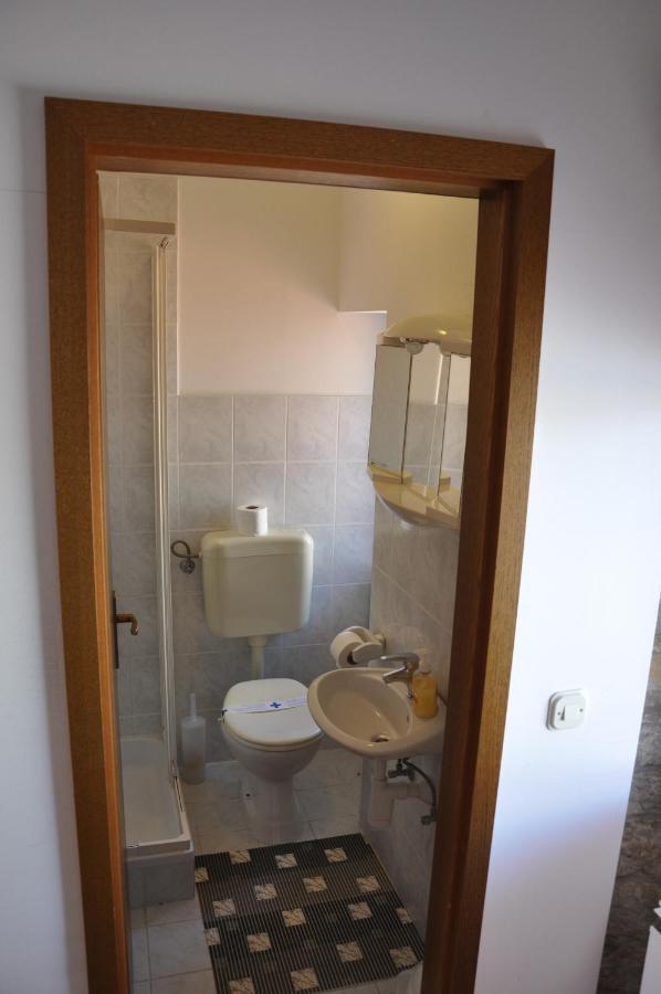 Rooms Svalina (Adults Only) Grožnjan Eksteriør billede